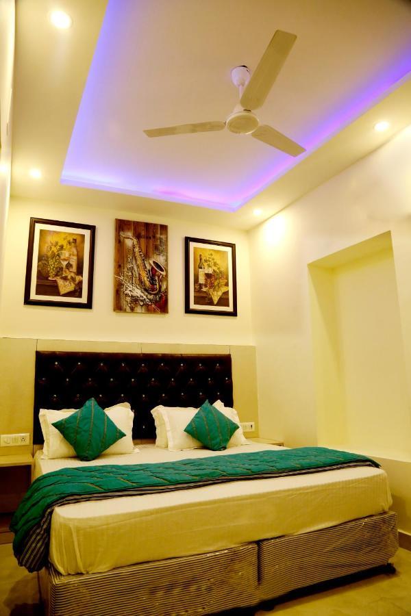 Aromatic Central Delhi New Delhi Exterior photo