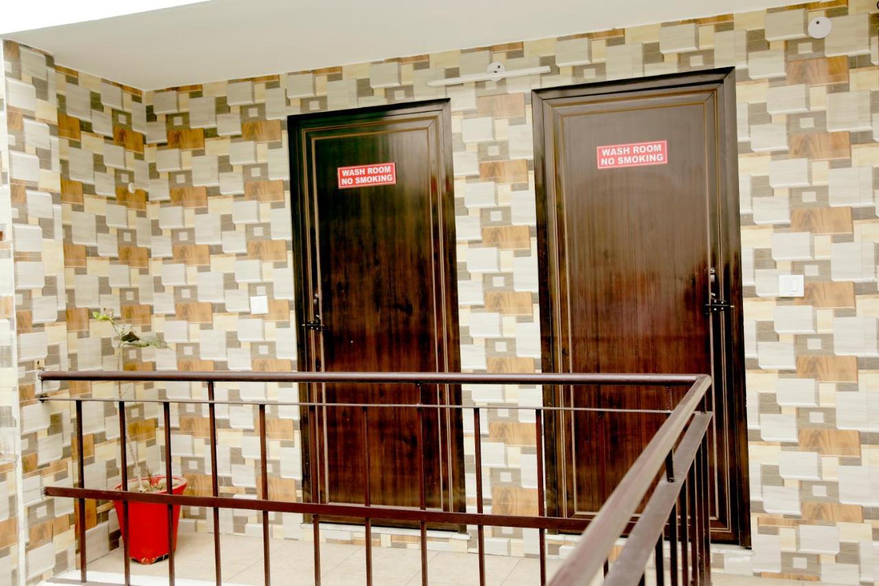 Aromatic Central Delhi New Delhi Exterior photo